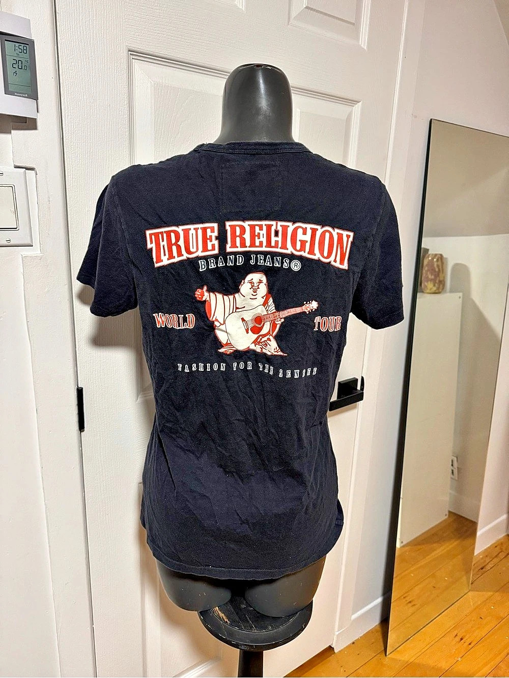 True Religion tshirt